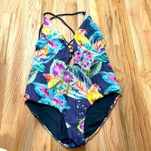 Gypsea parrot bathing suite size large